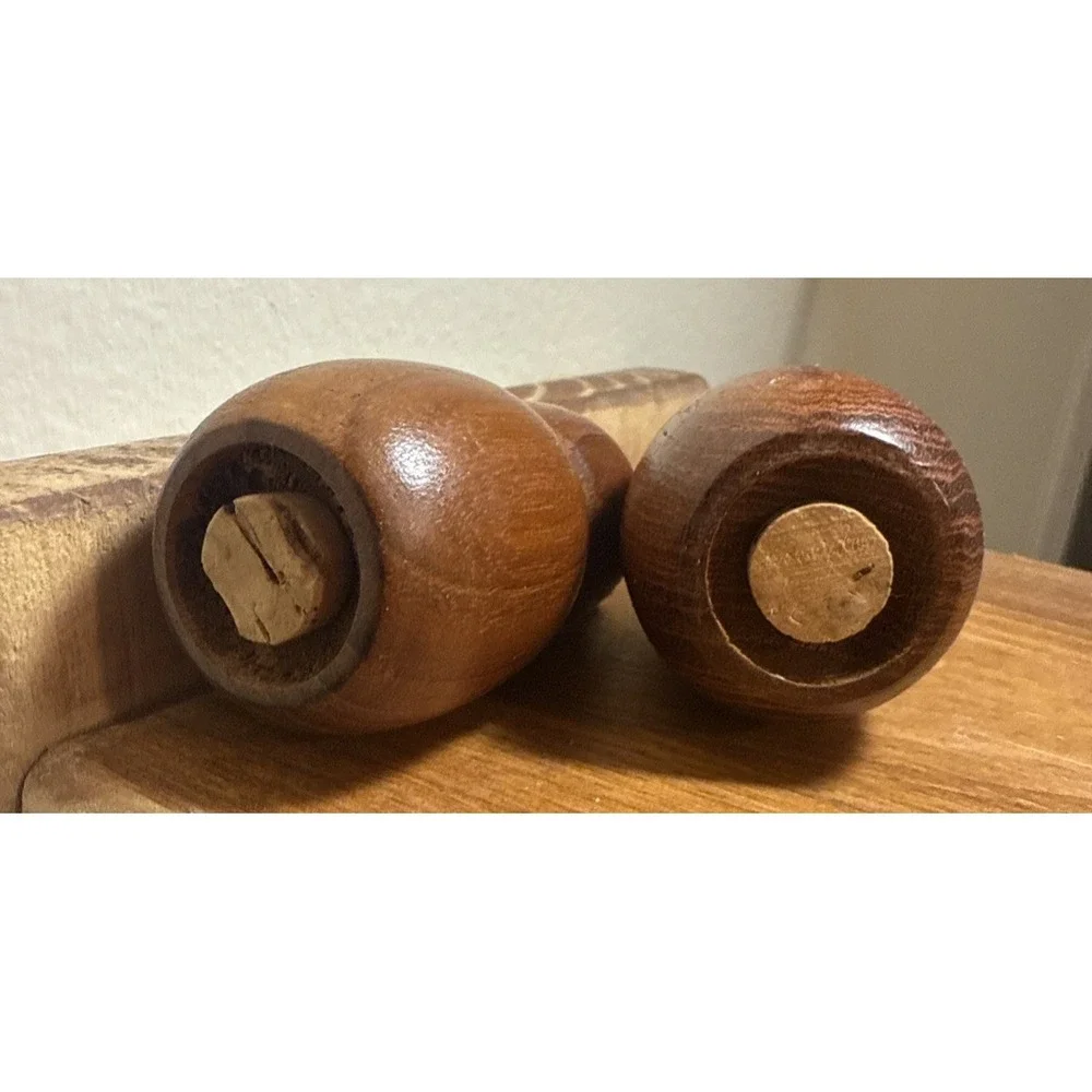 Vintage wooden‎ owl salt + pepper shaker rhinestone eyes green & red eyes